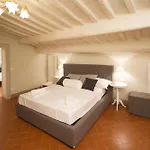 Cortona Suite Bed and breakfast 3*